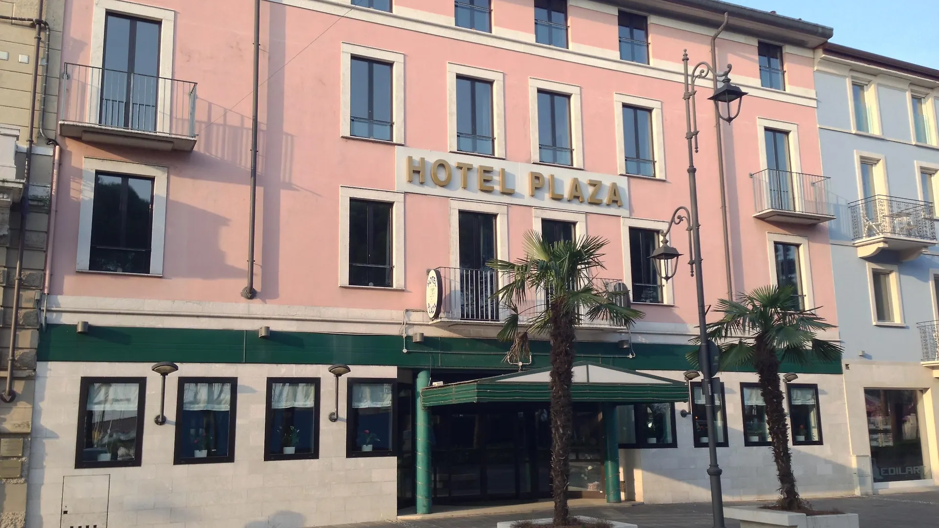 Hotel Plaza Desenzano del Garda