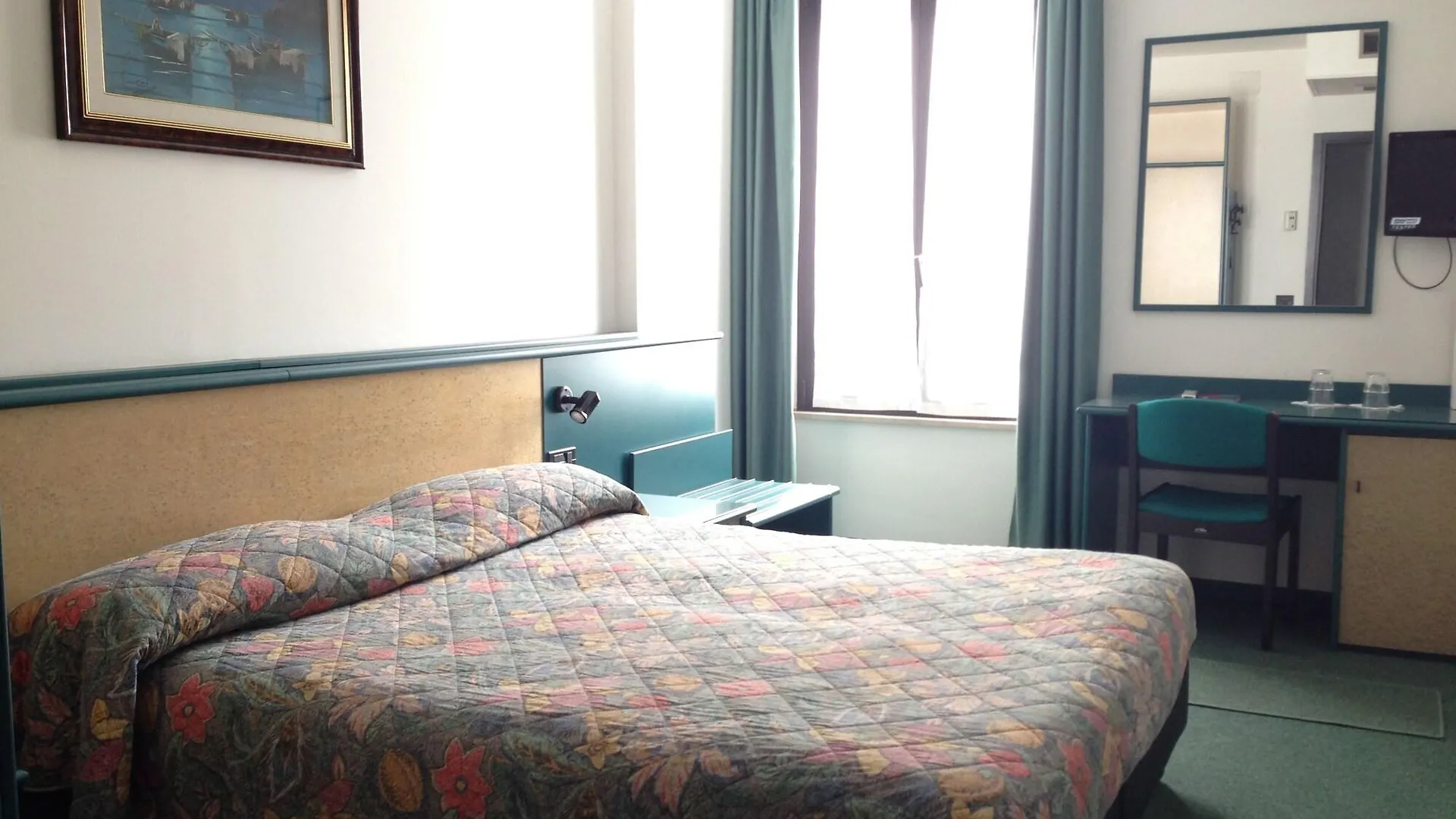 Hotel Plaza Desenzano del Garda Italien