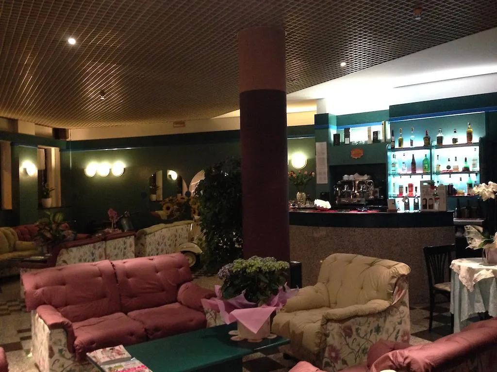 Hotel Plaza Desenzano del Garda Italien