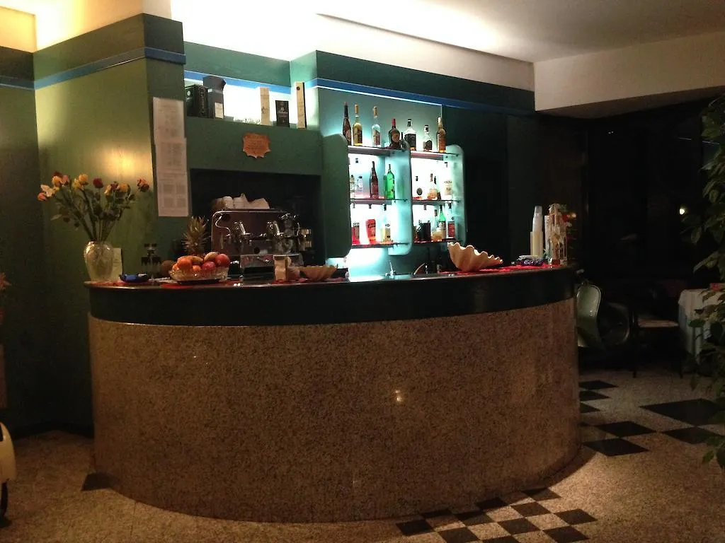 Hotel Plaza Desenzano del Garda
