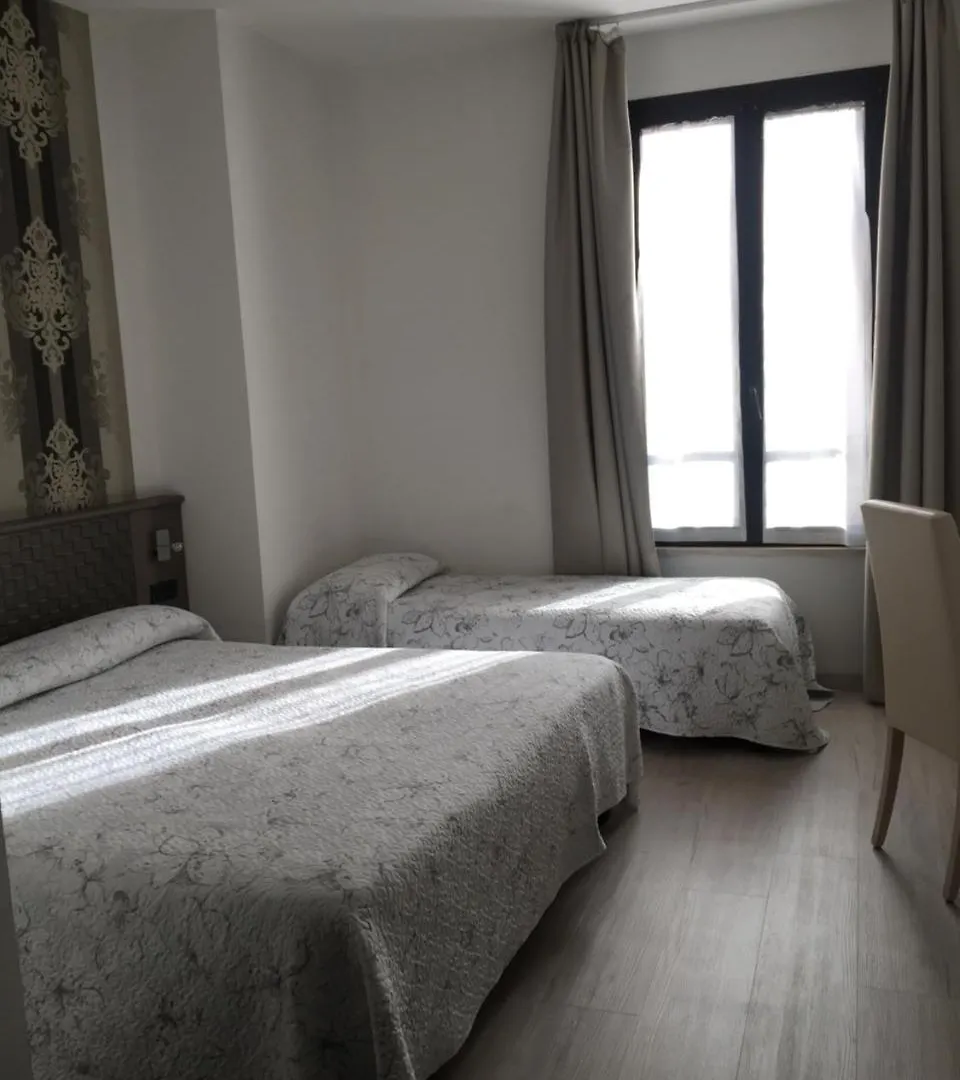 Hotel Plaza Desenzano del Garda 3*,  Italien