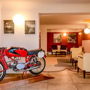 מלון Hotel City, דסנזאנו דל גארדה